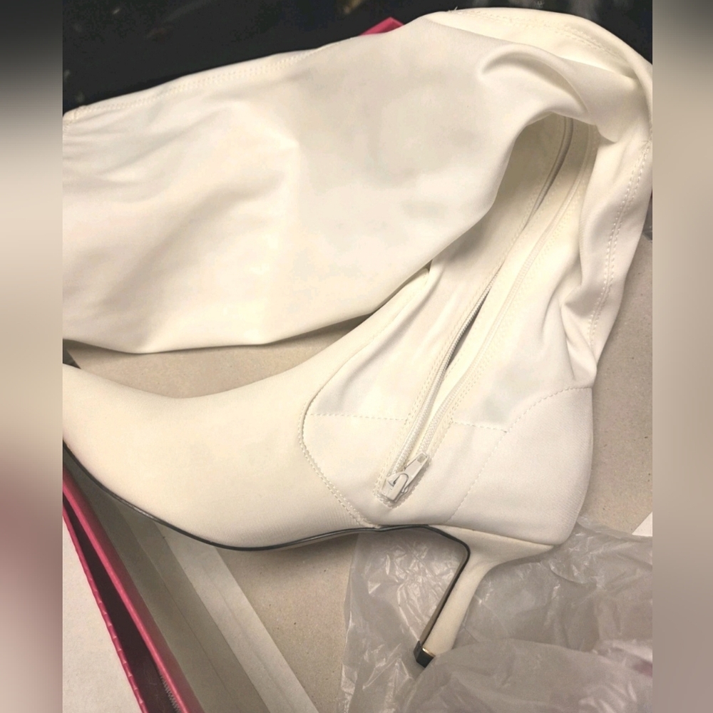 Shoe Dazzle White Stiletto Heeled Boots Women's Size 10 (NIB) - Picture 5 of 9
